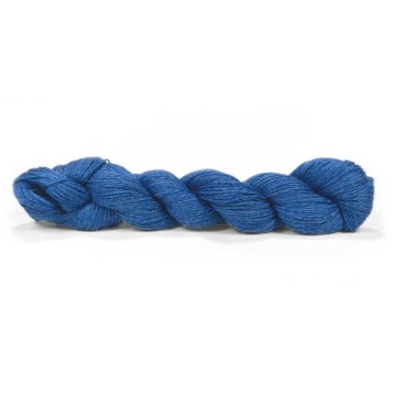Pinta Sapphire – merino zijde ramie garen in helder diepblauwe tint