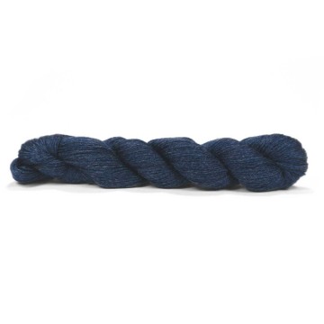 Pinta Navy – merino zijde ramie garen in diep donkerblauwe tint