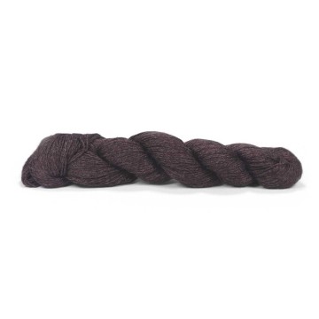 Pinta Eggplant – merino zijde ramie garen in diepe paarsbruine tint