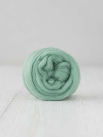 Super fijne merino  lontwol licht groen