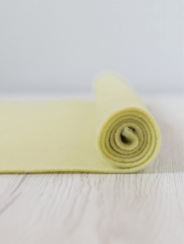 Vilt 30x30 licht geel