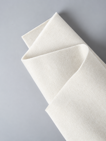 Vilt 2 mm – 150 × 100 cm – Milk