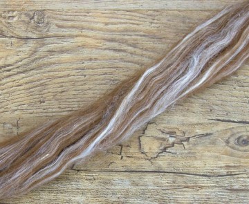 Licht bruine alpaca tussah zijde blend