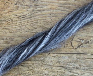 Zwarte alpaca tussah zijde blend