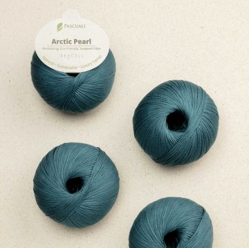 Arctic Pearl Teal garen detail – vegan Fingering Lyocell Seacell
