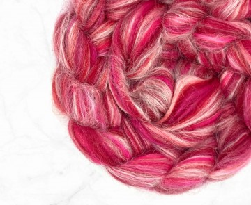 Detail Tussah Merino lontwol Gelderland – zijdeglans wolmix voor spinnen en vilten