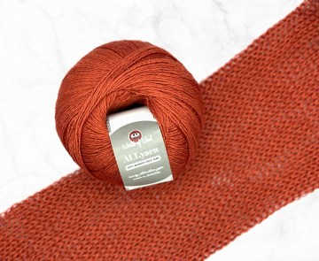 warm roest-oranje bamboe garen geschikt voor breien haken en weven
