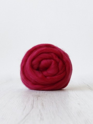 Gekleurde Corriedale fuchsia