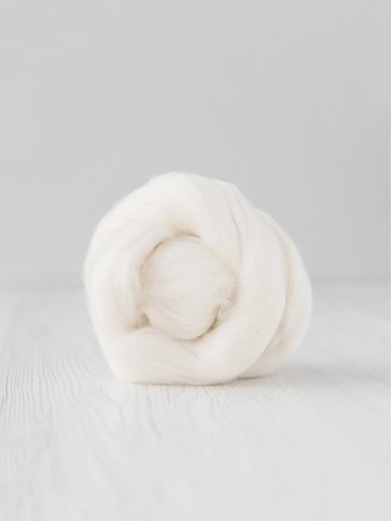 Gekleurde Corriedale roomwit