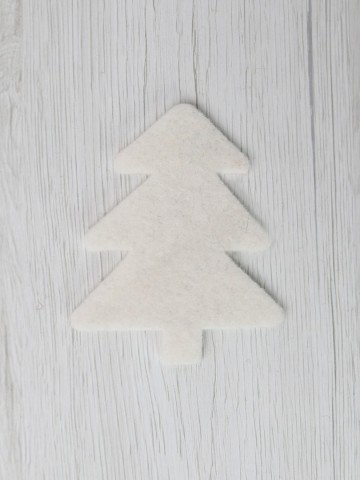Vilten kerstboom Milk – 3 mm wolvilt