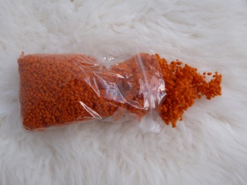 Gekleurde wool nepps