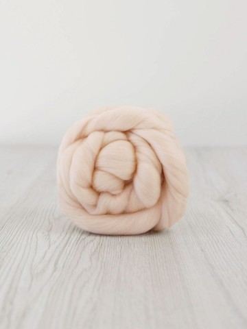 Extra fijne merino lontwol licht beige