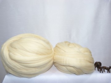 Witte merino lontwol  004