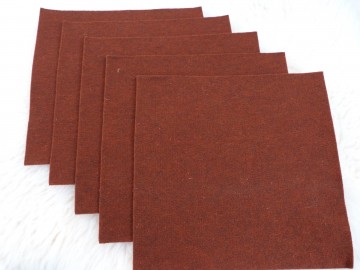 Vilt 30x30 midden bruin