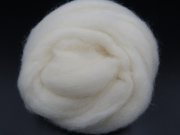 Witte corriedale kaardvlies in lont