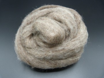 Grijze corriedale kaardvlies in lont