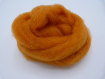 Corriedale kaardvlies in lont oranje