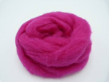 Corriedale kaardvlies in lont fuchsia