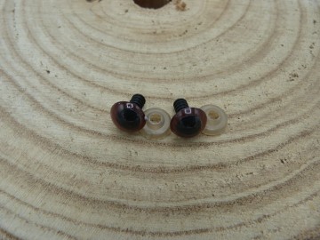 Kunstof oogje bruin met veiligheids ring 12 mm