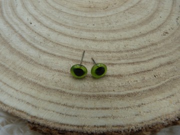 Glazen groene oogjes op pin 3/7/10 mm