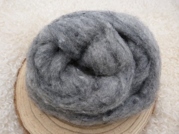 Natuurlijk grijze kaardvlies Cheviot in lont