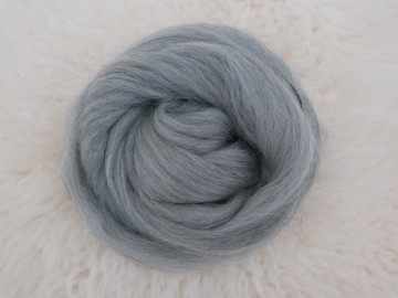 Lontwol van het grijze Corriedale schaap