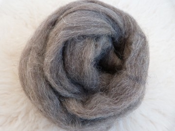 Natuurlijke grijze Jacob lontwol