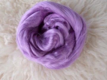 Gekleurde bamboo in lont lila