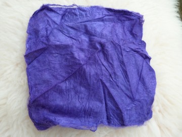 Donker paars geverfde Hankies