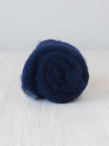 Gekaarde bergschaap in de kleur marineblauw