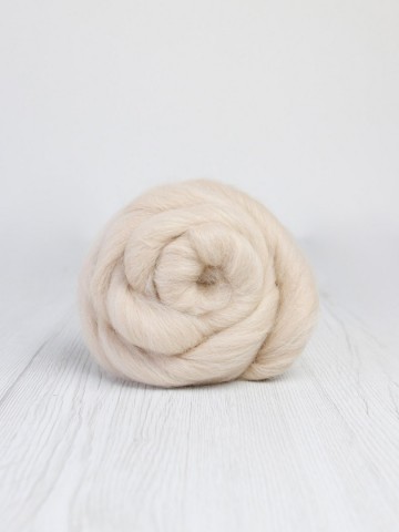 Alpaca lontwol beige 23,5 micron zachte wol